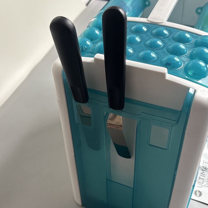 WILTON Ultimate Cake Decorating Set Tool Kit Caddy READ See photos for contents gallery