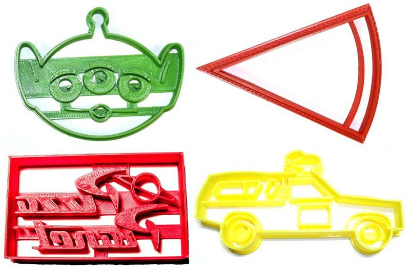 PIZZA PLANET TOY STORY LITTLE GREEN MEN ALIEN THE CLAW GAME COOKIE CUTTER PR1179