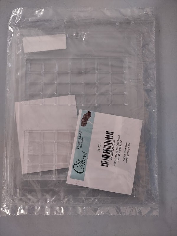 Cybr Trayd Plastic Chocolate Mold AO072 2 Piece-Brand New in packet.
