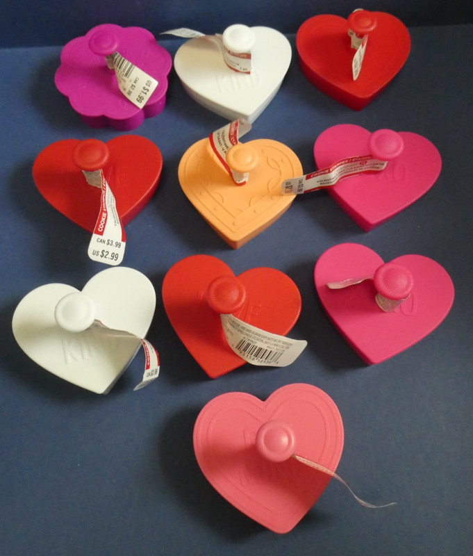 NEW, UNUSED LOT OF 10 VALENTINE'S DAY 3" COOKIE STAMPERS - 9 HEARTS + FLOWER gallery