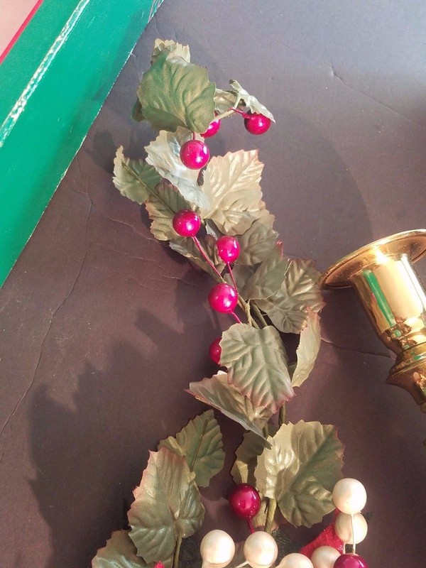 HOUSE OF LLOYD Christmas Around The World Poinsettia CANDLESTICK IN ORIGINAL BOX gallery