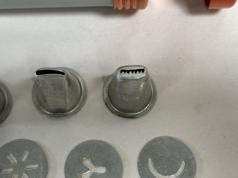 Vtg Small Mirro? Aluminum Cookie & Pastry Press With Attachments Dies (A5) gallery