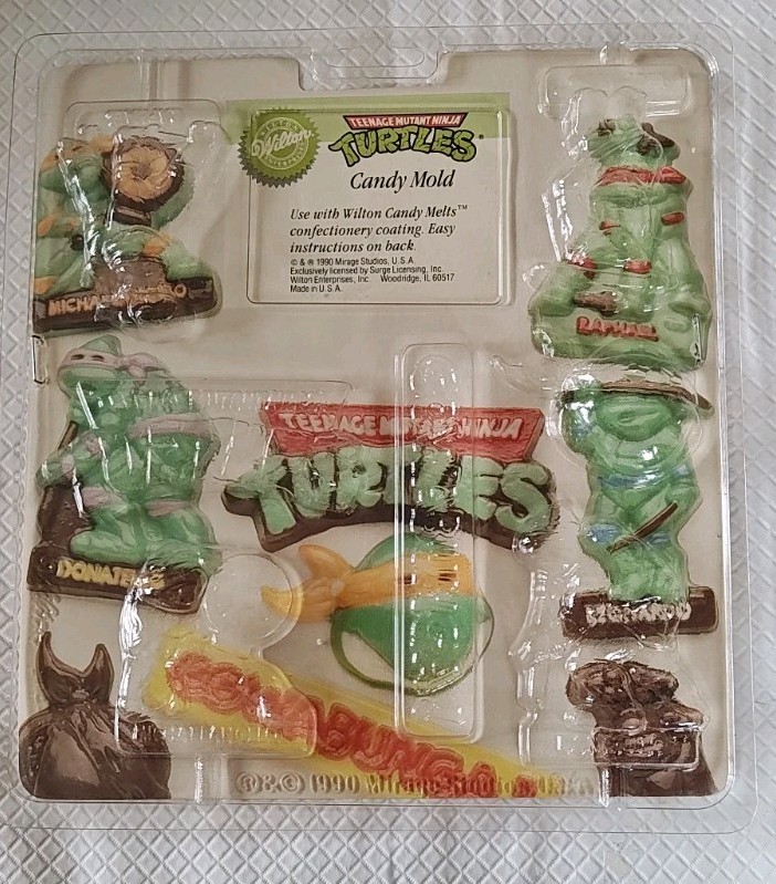Vintage 1990 TEENAGE MUTANT NINJA TURTLES Wilton Candy Confection Melts Mold