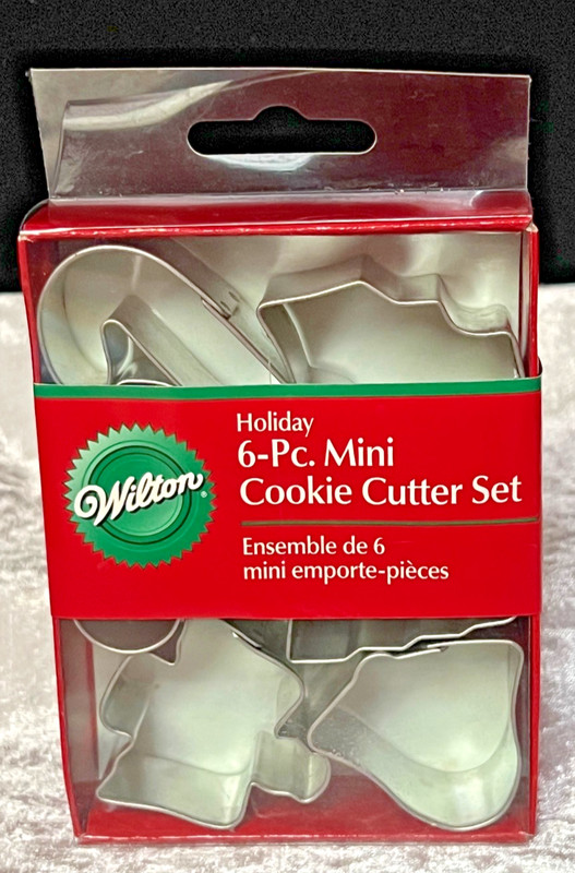 Wilton MINI Metal Cookie Cutter Set 6 pc Christmas Shapes -New p gallery