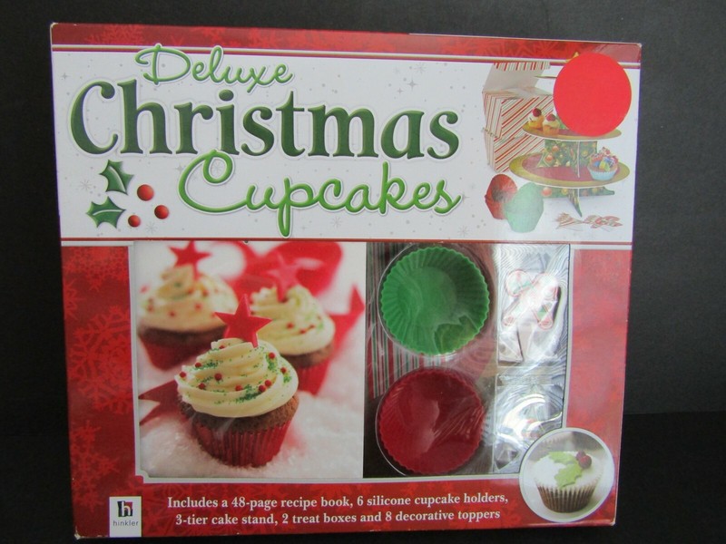 Hinkler DELUXE CHRISTMAS CUPCAKES Kit 48 Page Recipe Book 6 SILICONE HOLDERS