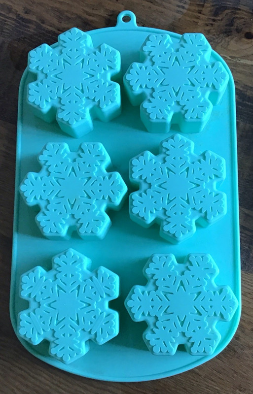 Christmas Candy Molds Lot Of 4 Wilton Snowflakes Santa Xmas Trees & Candy Canes gallery