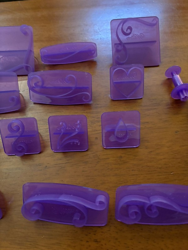 LOT ~ Wilton Fondant Tools Cake Pastry Decorating LOT stamps, cutters, smoother gallery
