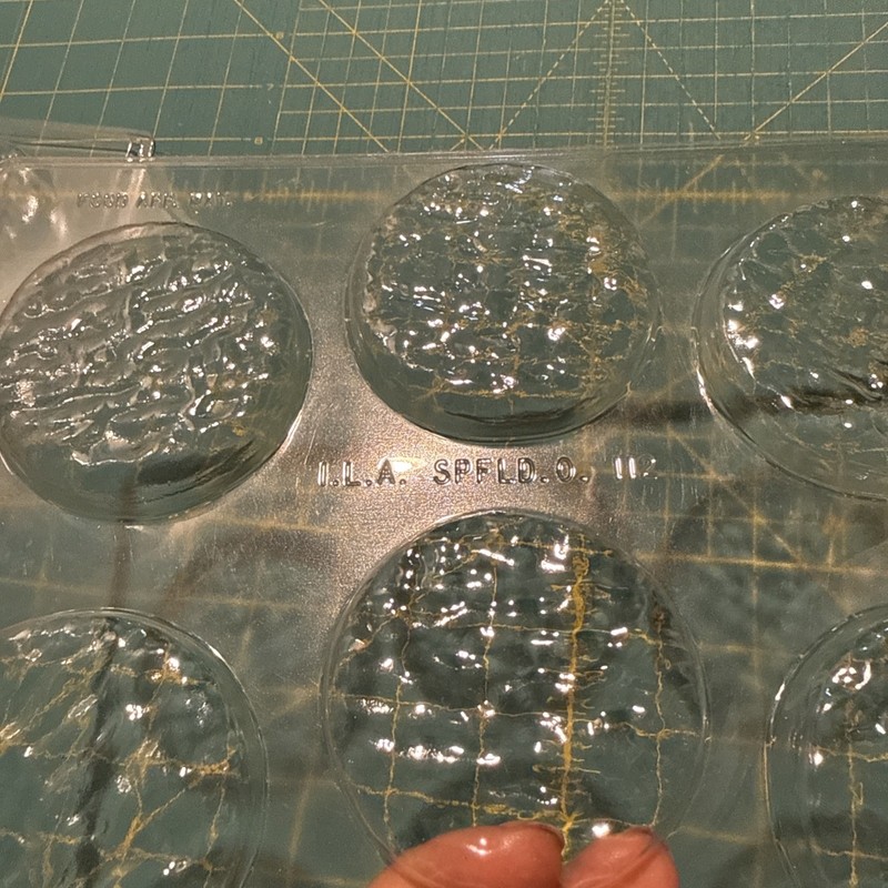 Food Safe Plastic Chocolate Candy Molds Round Textured Discs Lot of 2 gallery