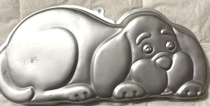 Wilton Dog Cake Pan Mold Form Pan # 2105-2130 Year 1988