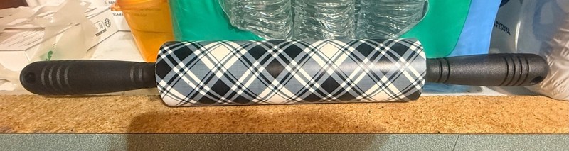 Holiday Time Silicone Rolling Pin Black Plaid Design 17″ Non-Stick Surface With