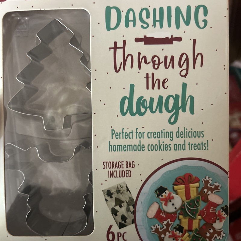 Cookie Cutter Set 6 Piece Dashing Through The Dough With Storage Bag