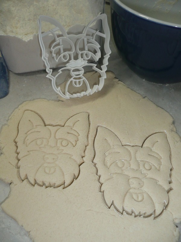 YORKSHIRE TERRIER DOG FACE DETAILED TOY BREED COOKIE CUTTER USA PR3854 gallery
