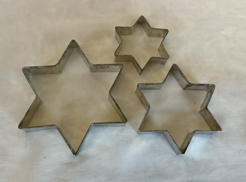 Chanukah Metal Cookie Cutters Set of 3 Nesting Stars Of David Made In Sweden