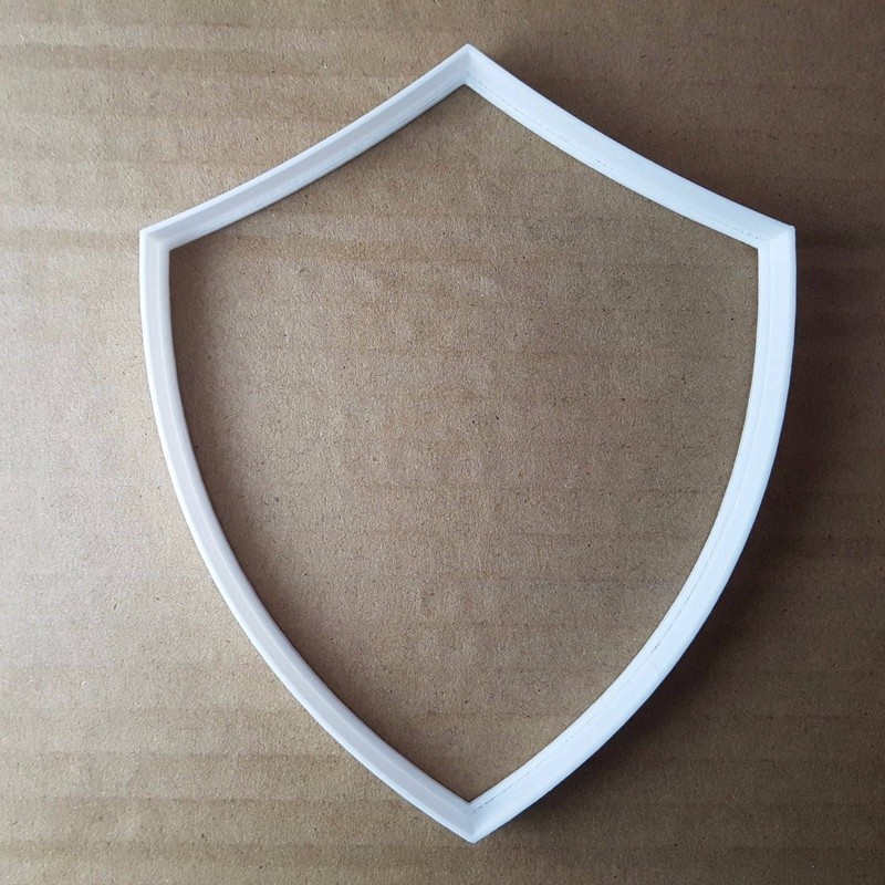 Shield Arms Plaque Armour Shape Cookie Cutter Dough Biscuit Pastry Fondant Sharp gallery