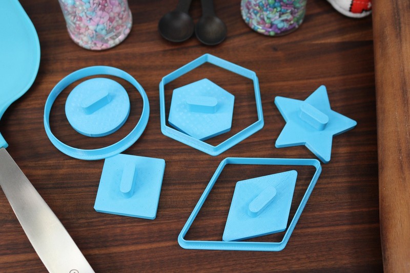Stamp Thumbprint Cookie Cutters - Circle, Hexagon, Rhombus, Square, Star Shapes gallery