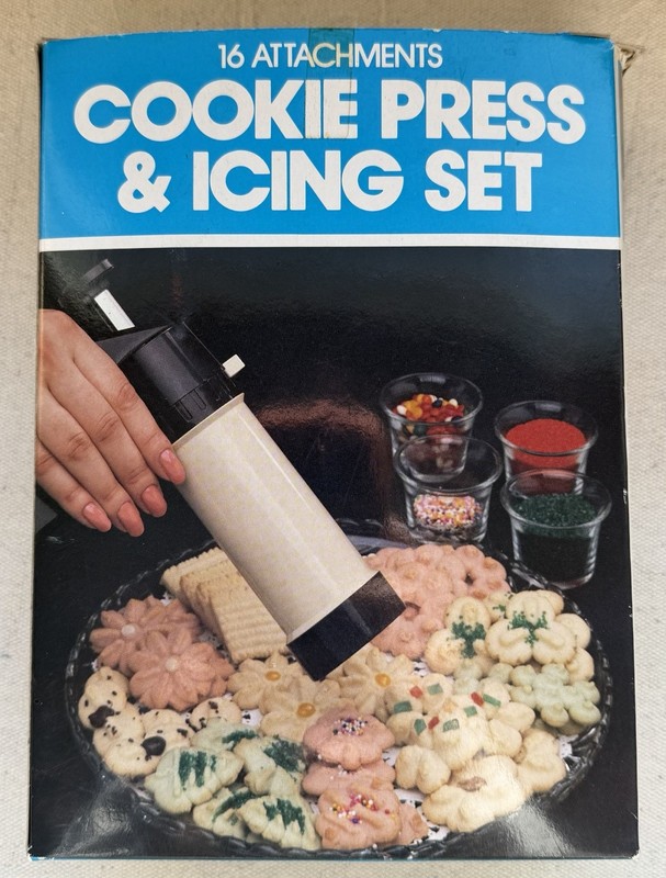 Vintage Cookie Press & Icing Set 16 Attachments Pastry Gun Spritz Maker Boxed