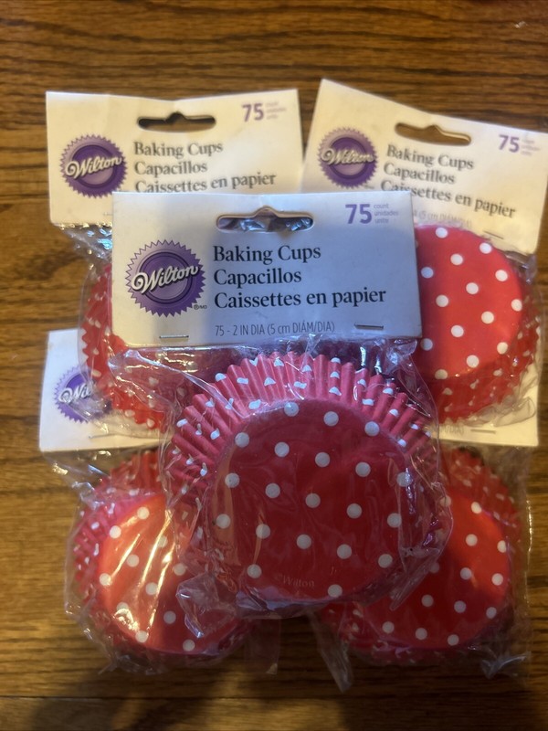 Wilton Red & White Polka Dots 75 Ct Baking Cups Cupcake Liners