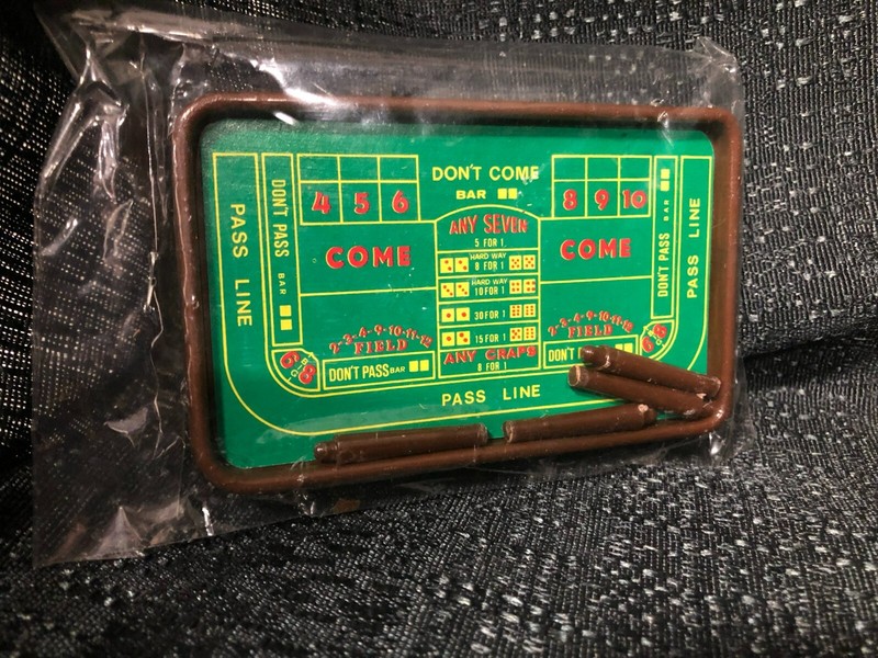 Craps table cake decorating kit / gambling / Las Vegas / NEW
