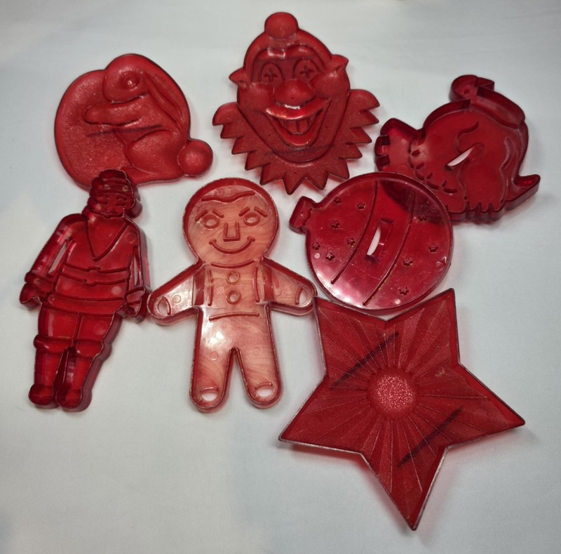 Lot Of 9 Vintage Red Cookie Christmas Cutters Tree Snowman Santa Star Clown