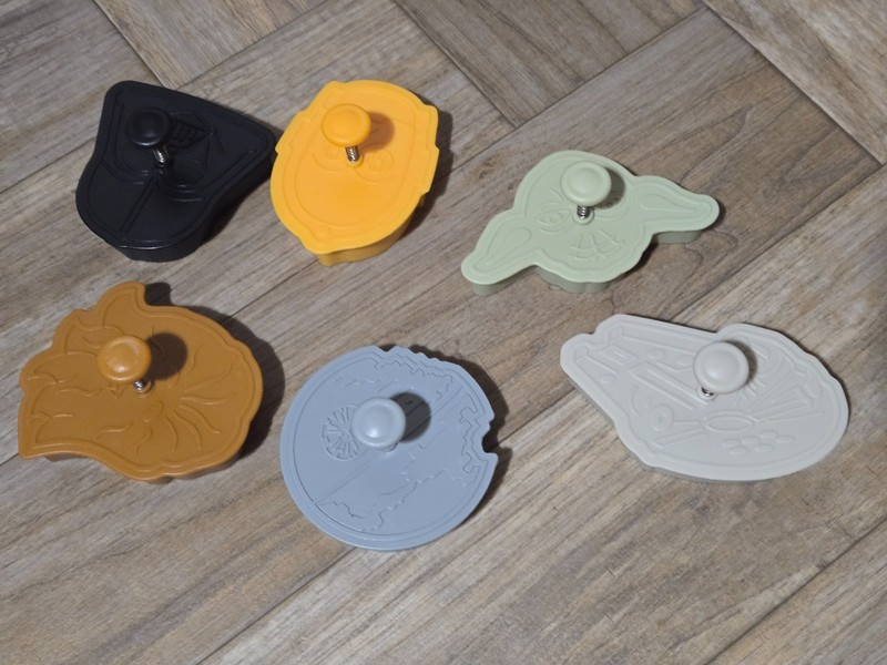Williams Sonoma Star Wars Cookie Cutters Set of 6 gallery