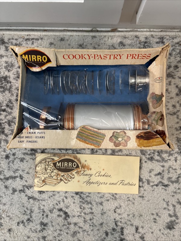 Mirro Aluminum Cooky Pastry Press Cookie Complete 358-AM 12 Disc 3 Tips Copper