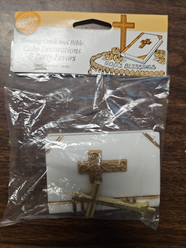 Wilton Cake Topper Shining Cross & Bible Cake Decoration Vintage 1995