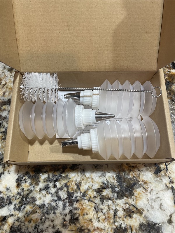 Pampered Chef Easy Accent Decorator Bottle Set #1585 Cookie Cake New gallery
