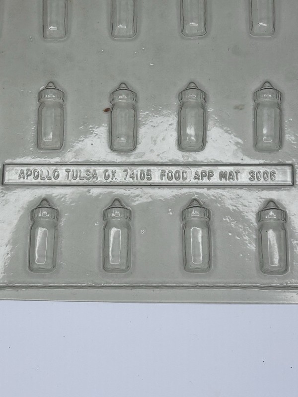Lot of 5 Vtg Plastic Candy Chocolate Mold Baby Shower Apollo Wilton USA gallery