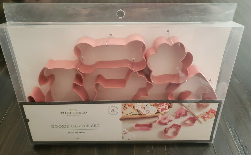NEW Threshold 5pc Dog Cookie Cutter Set Stainless Steel Dog Bone Paw Doghouse gallery