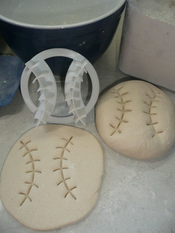 BASEBALL DESIGN PATTERN CONCHA CUTTER MEXICAN SWEET BREAD STAMP USA PR4618 gallery