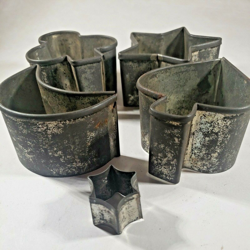 Vintage Tin Cookie Cutters Clover Stars Moon Spade Set of 5 gallery