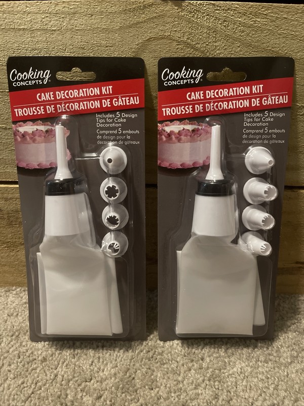 2 New Cake Decoration Kit Pastry Bag + 5 Design Tips