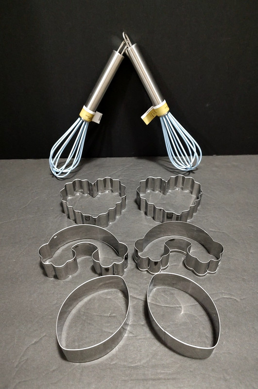 Cookie Cutters 6 Pieces Stainless Steel Rainbow Football Heart and 2 Mini Whisks