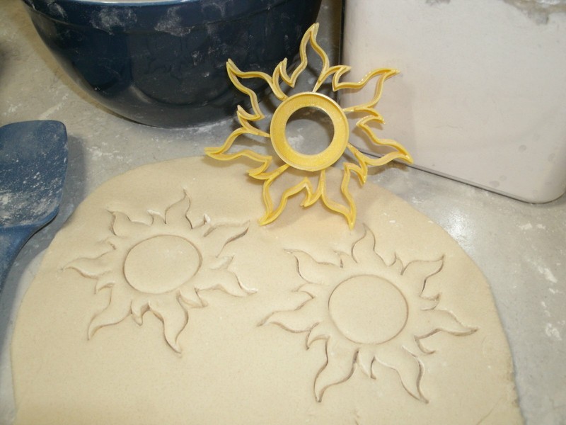 YOU ARE MY SUNSHINE VALENTINES DAY SWEETHEART FRAME COOKIE CUTTER USA PR1219 gallery