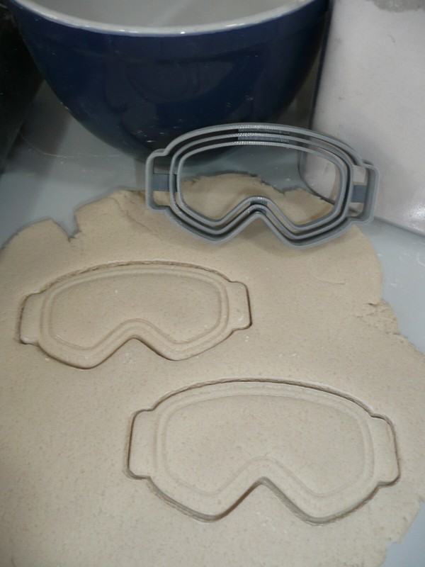 SNOW SKI GOGGLES WINTER SPORTS COOKIE CUTTER MADE IN USA PR5404 gallery