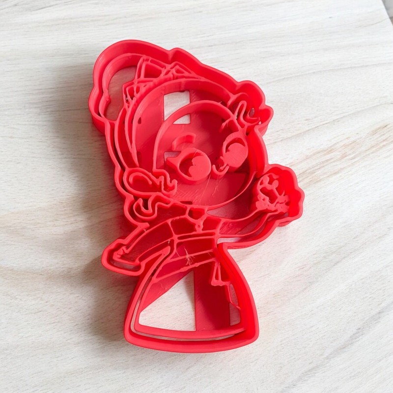 Tiana Cookie Cutter from the Princess and the frog. Cookie Cutter.
