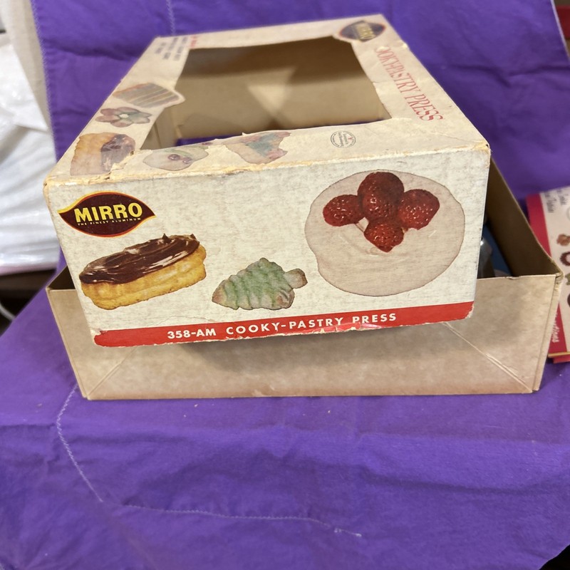 Vintage Mirror Aluminum Cooky-Pastry Press 358-AM In Original Box gallery