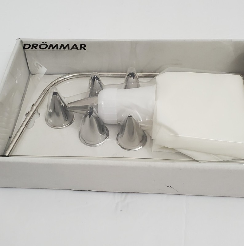 IKEA Cake Decorating Kit Drommar Decorating Tips Spatula Leveling Tool Pipe Bag gallery