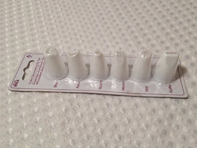 Voila Cake Decorating Tip Set of 6 Plastic Piece Kitchen Baking Sealed New gallery