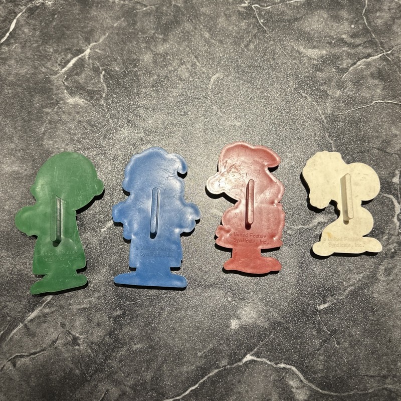 Vintage Peanuts Snoopy Cookie Cutter Hallmark Set of 4 United Feature Syndicate gallery