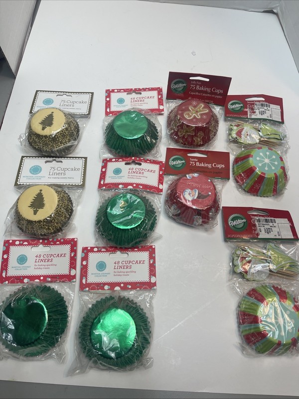 Martha Stewart, Wilton Christmas Cupcake Paper Liners Baking 540 Pieces New