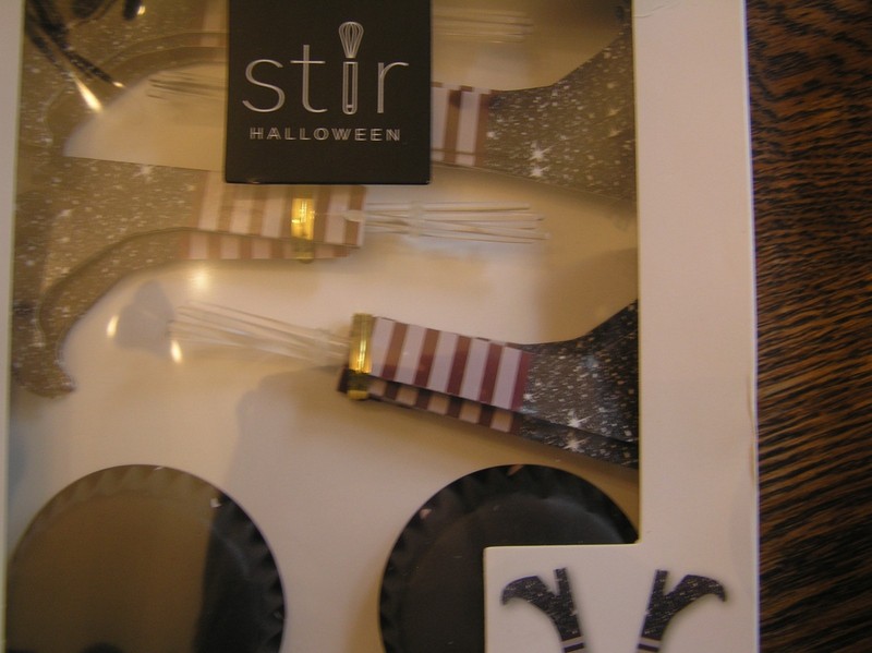 Stir Halloween BLACK Cauldron Baking Cup & Witch's Feet Topper Set Makes 12~NIP! gallery
