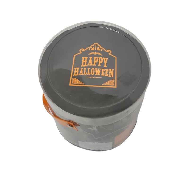 Wilton's 18 Piece Metal Cookie Cutter Set Happy Halloween gallery