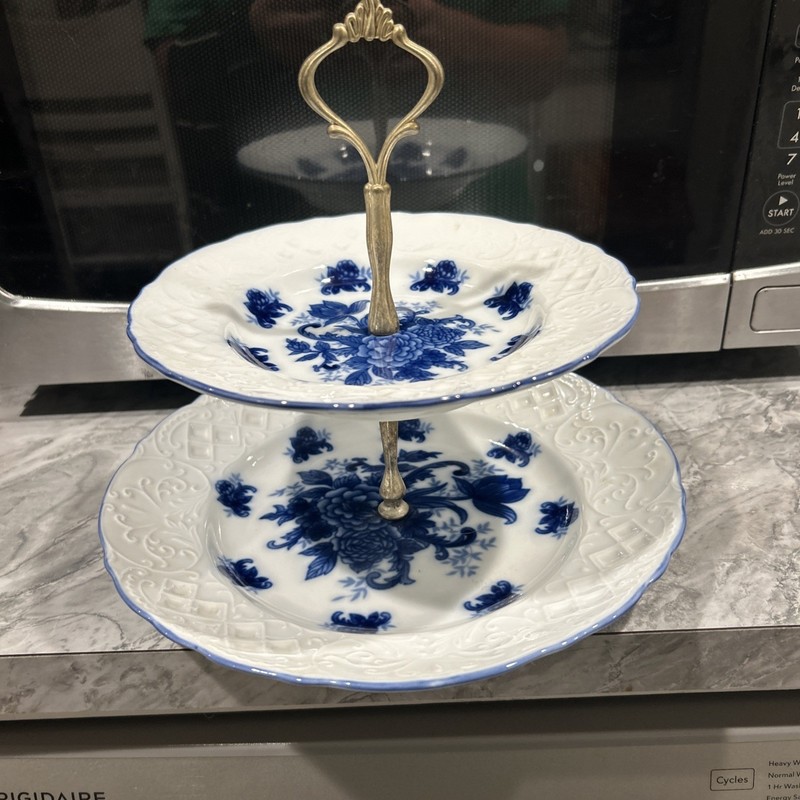 Vintage 2 Tier Cake Stand