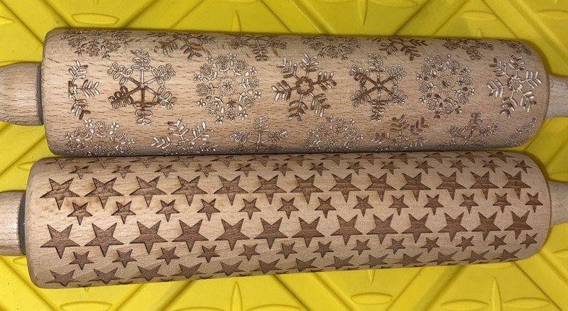 Rolling Pin 2 Wooden Embossed Snowflakes & Stars Rolling Pin 15x2” EUC gallery