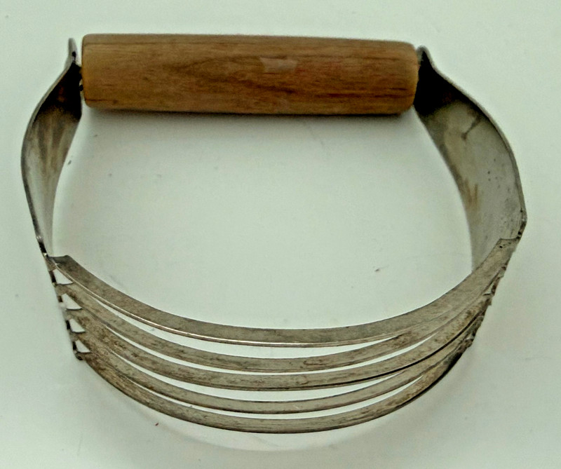 VTG Ekco Dough Blender Pastry Cutter USA Chromium Plated Sturdy Pat.# 1486255 gallery