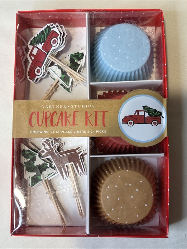 Gartner Studies Christmas Cupcakes Kit New 24 Cupcake Liners And Picks Baking gallery