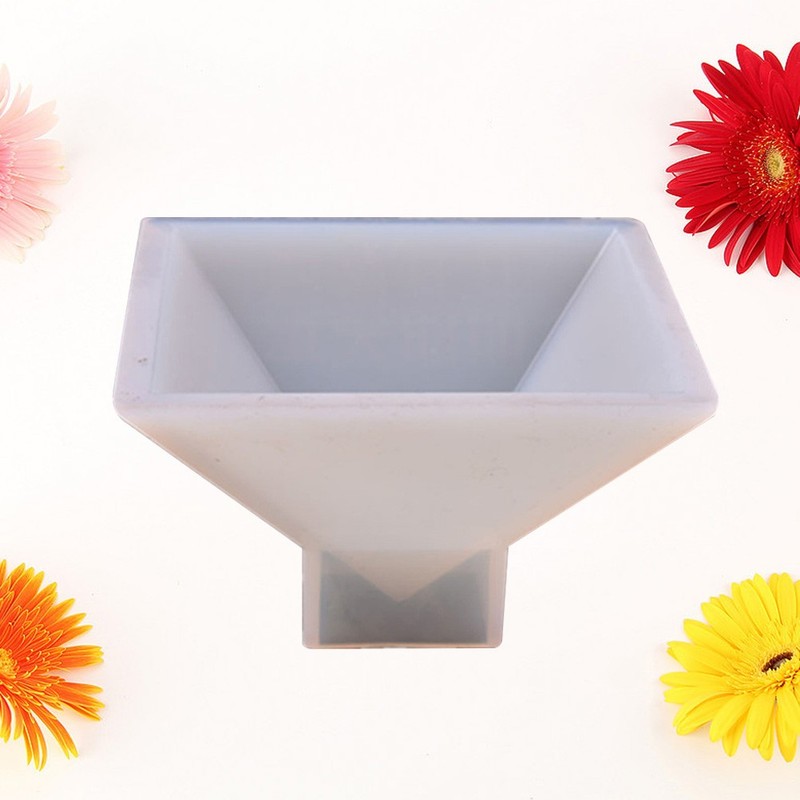 Crystal Epoxy Mold Silicone Pyramid Mold for Fondant Cake Baking DIY gallery