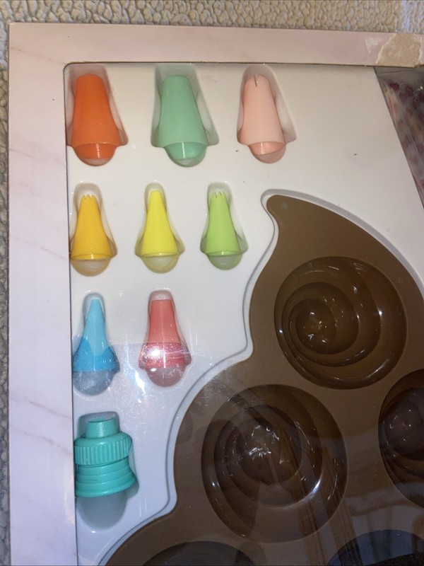 Wilton Swirl Decorating Kit Nerdy Nummies New In Box Never Opened Poop Emoji cup gallery
