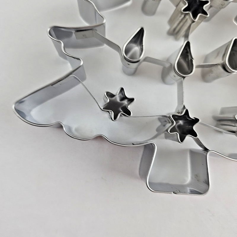 Williams Sonoma Giant Christmas Tree Cookie Cutter Steel 8x6x1 in NEW! gallery